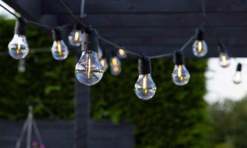 Festoon solar lighting